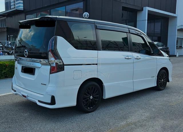 2022 Nissan SERENA 2.0 PREMIUM HIGHWAY STAR (A) - 5