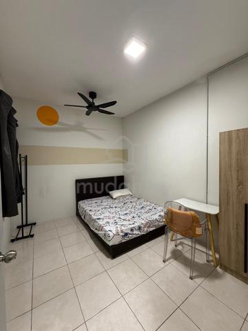 Female Unit Room For Rent, Platinum OUG (Walking distance to LRT ) 1