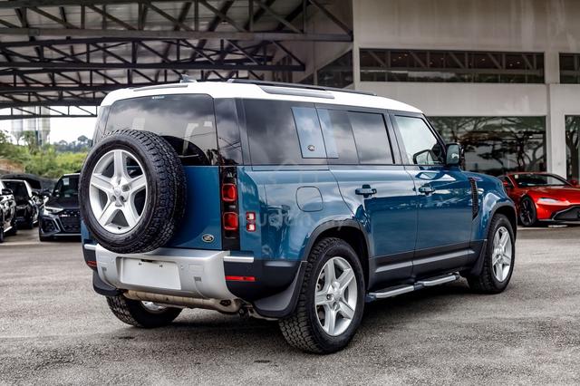 2021 Land Rover DEFENDER 110 2.0 *low mileage - 2
