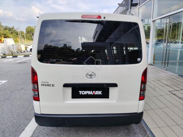 Toyota HIACE 3.0D Window Van (M) Pre-Reg Convert - 4