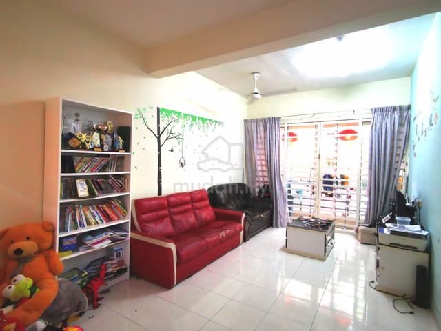 Carissa Park Condominium 4