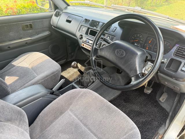 1999 Toyota UNSER 1.8 GLi (M) - 2