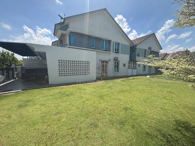 CORNER LOT 2 Storey Semi D Cluster 1