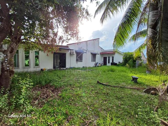 Rumah corner lot below market can full loan 1