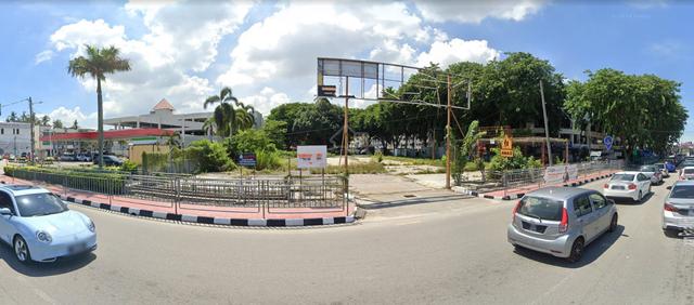 Commercial Land to Let 1