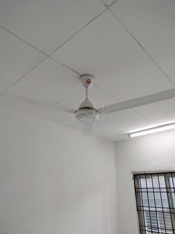 Saujana  puchong , 2 storey house for sale , gated guarded size 22x75 1