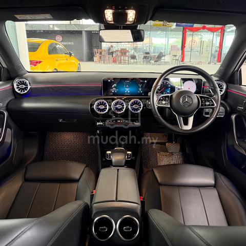 2018 Mercedes Benz A200 1.3(A) Hatchback - 3
