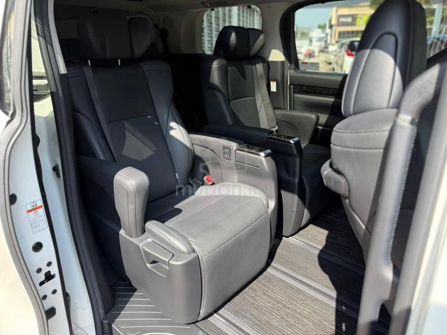 2021 Toyota ALPHARD 2.5 SC FULLY LOADED JBL SPEC - 4