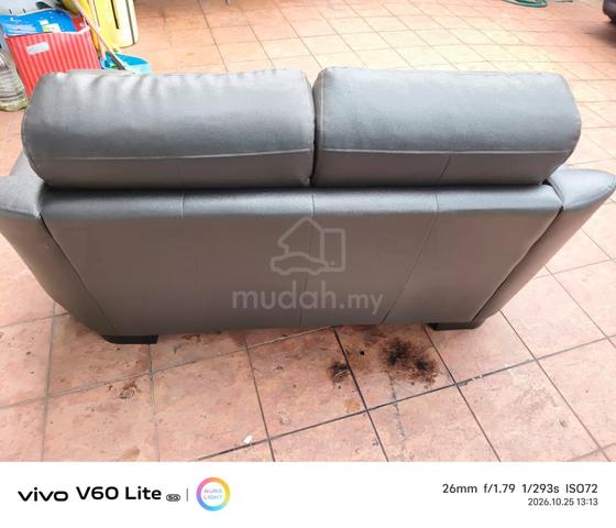 2 seater sofa - photo 3 of 3
