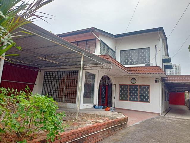 Double Storey Semi D LA 5052 at Greenlane 1