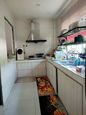 2 Tingkat Corner, Tmn Unigarden ph8 lorong merdang Kota Samarahan 1