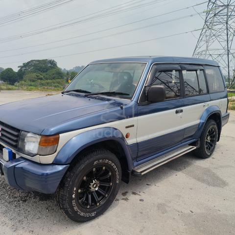 1995 Mitsubishi PAJERO 2.5 L049 (M) - 3