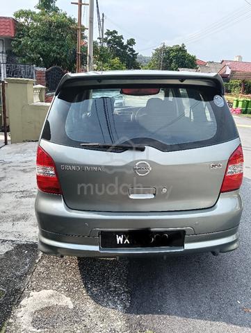 2012 Nissan GRAND LIVINA 1.8 IMPUL (A) - 4