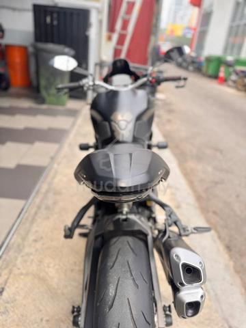 DUCATI Monster 821 - photo 10 of 10