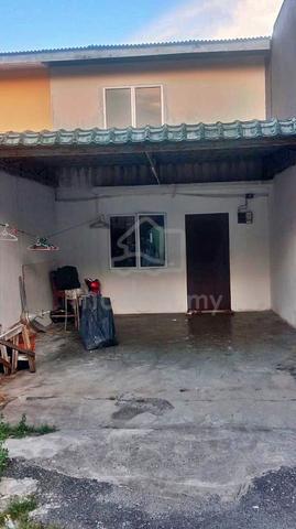 HOT AREA BELOW MARKET Double Storey Taman Medan Petaling Jaya 1