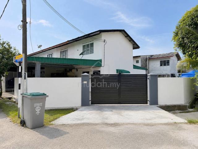 Jalan Sri Wangsa 1x, Taman Sri Wangsa, Batu Pahat, Double Low Cost 1