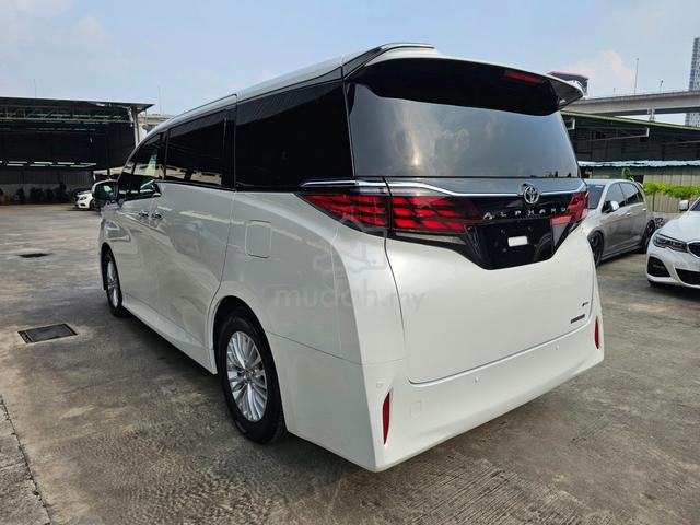 2025 Toyota ALPHARD 2.5 HYBRID X 8 Seaters 2PDR - 2