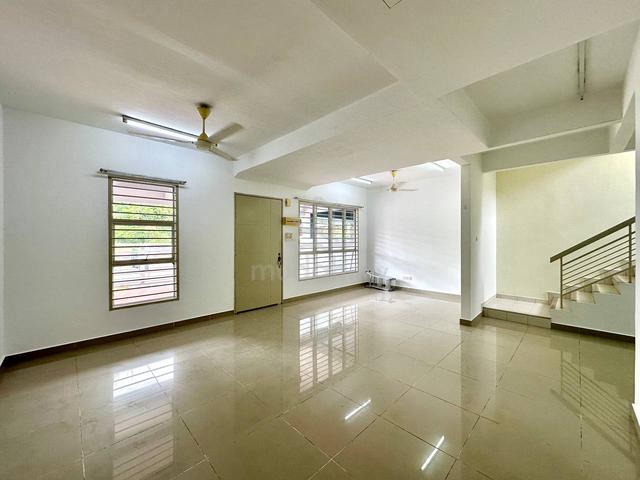 Facing Open 2 Storey Terrance at Taman Saga Emas Kajang for Sale 1