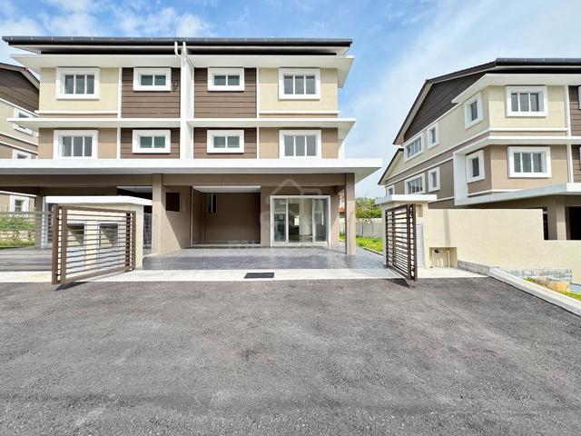 BRAND NEW 3 Storey Semi D Taman Ramal Suria Kajang NEAR HIGHWAY 1
