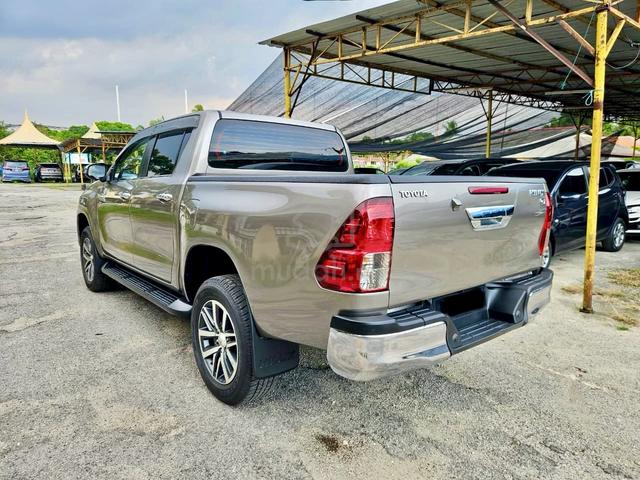 2018 Toyota Hilux 2.8G | 77K+ KM | 4x4 | TIPTOP - 5