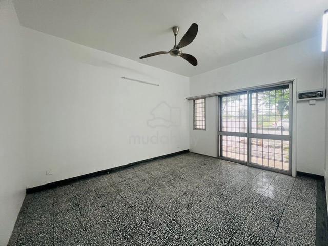 Double Storey Terrace Taman Pantai Emas Klebang near Tanjung Kling 1