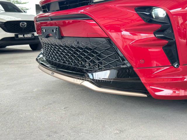 *Grade 5A / Modelista Bodykit* 2024 Crown Sport Z - 4