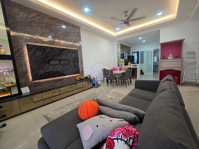 Bandar Seri Coalfields Senna Fully Renovated !! 20x70 Freehold 1