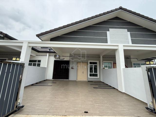 Single Storey Terrace House For Rent 1