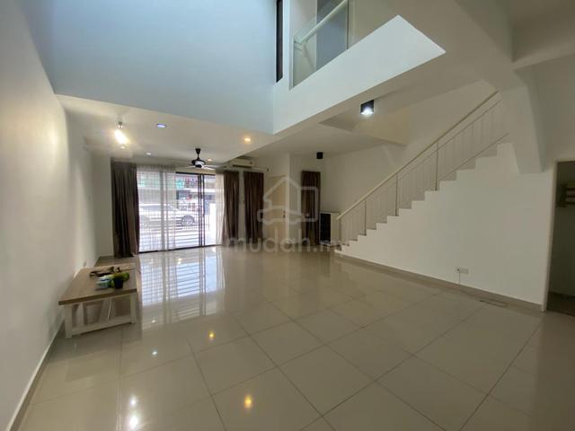 2sty Lakeside Residences Puchong Bandar Metro 22x75 high ceiling 1