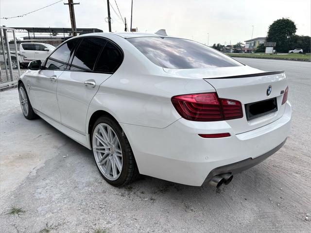 2014 CASH OTR Bmw 520i 2.0 FACELIFT (A) - 3
