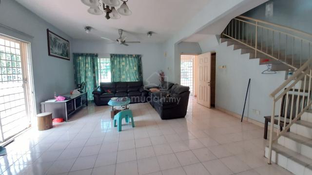 Puncak Jalil, Bandar Putra Permai, Seri Kembangan, Good Comdition 1