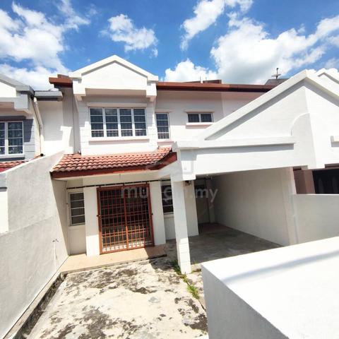 MOVE IN CONDITION Double Storey Terrace House Taman Kajang Perdana 1
