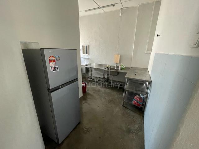 Simpang ampat Taman Merak Jaya single Story Terrace partial furnished 1
