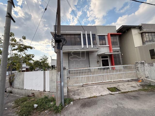 Corner Lot Factory Big Land 12K SQFT 1.5 Sty Detach Krubong Industrial 1