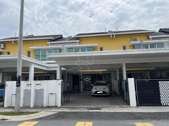 FACING OPEN Double Storey Terrace Taman Sena Senawang 1