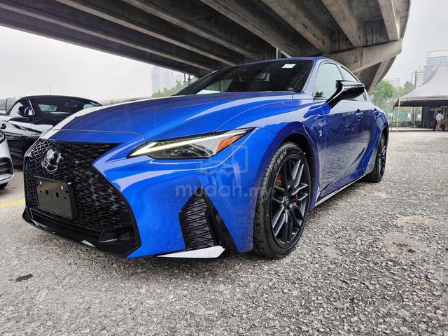 2022 Lexus IS300 2.0 F-Sport Mode Black 11k km 5B - 3