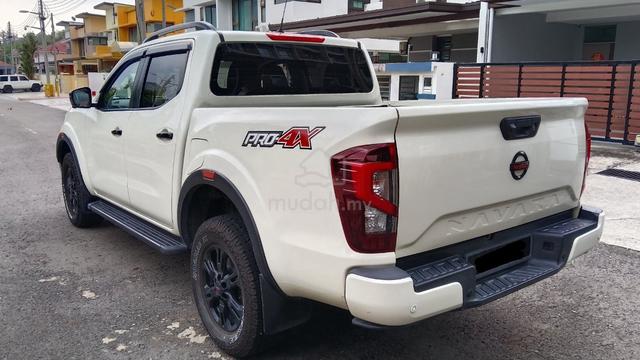 2021 Nissan Navara Pro-4X 4x4 2.5L Auto 7 Speed - 3