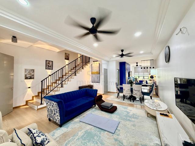 Facing Open playground Freehold Terrace House Greenwood Cendana Sepang 1