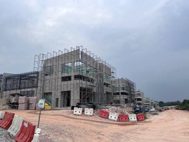 [Freehold Nice Specs] Dengkil 3 Storey Factory 1