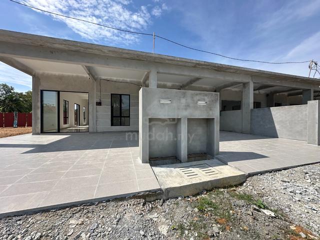 Rumah Baru Setingkat di Lukut Kampung Paya PD Restu ( Bulan 1359) 1