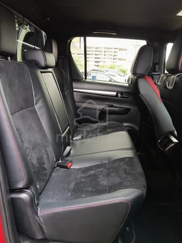 2024 Toyota Hilux GR Sport 2.8 - 5