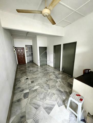 Taman Daya Shop Apartment 1