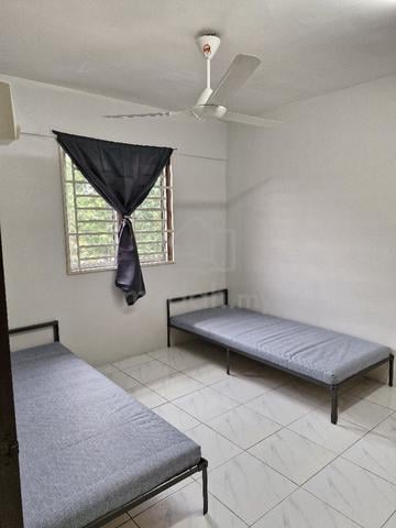 Bilik sewa Perempuan APT. BAYU MUTIARA, Juru AutoCity 1