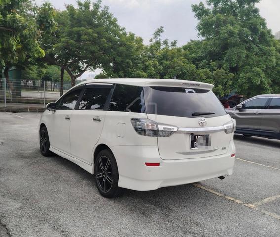 2014 Toyota WISH 1.8 X ZGE20G FACELIFT (A) - 4