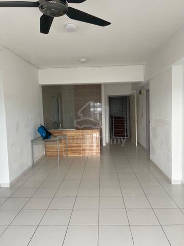 Axis Pandan 1