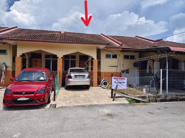 Teres 1 Tingkat, ( Tepi Pantai ), Kuala Besut, Terengganu. 1