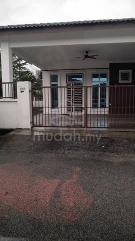 MV 550K CORNER LOT Single Storey Bandar Putera Indah Batu Pahat Johor 1
