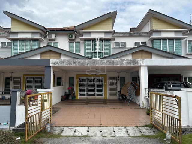 Rumah lakeville 2 tingkat untuk di jual 1
