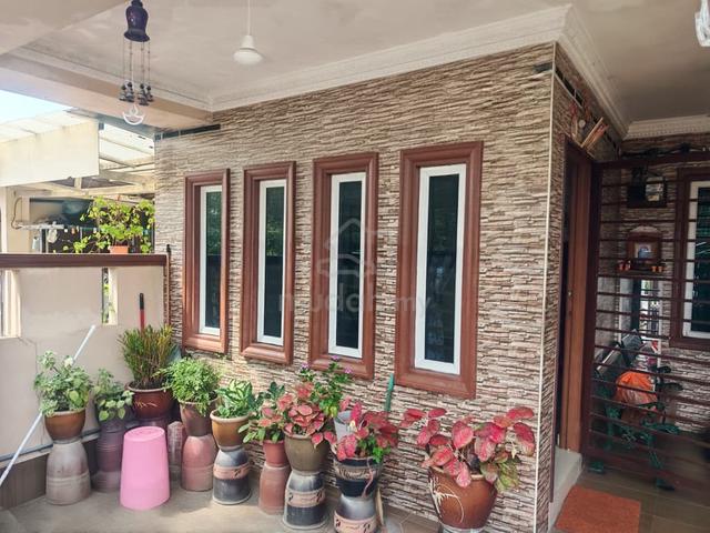 NON BUMI 20x70 RENOVATED Single Storey Taman Medan Petaling Jaya 1