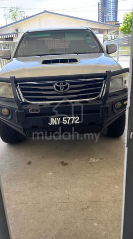 2012 Toyota HILUX 2.8 G VNT FACELIFT (A) - 1